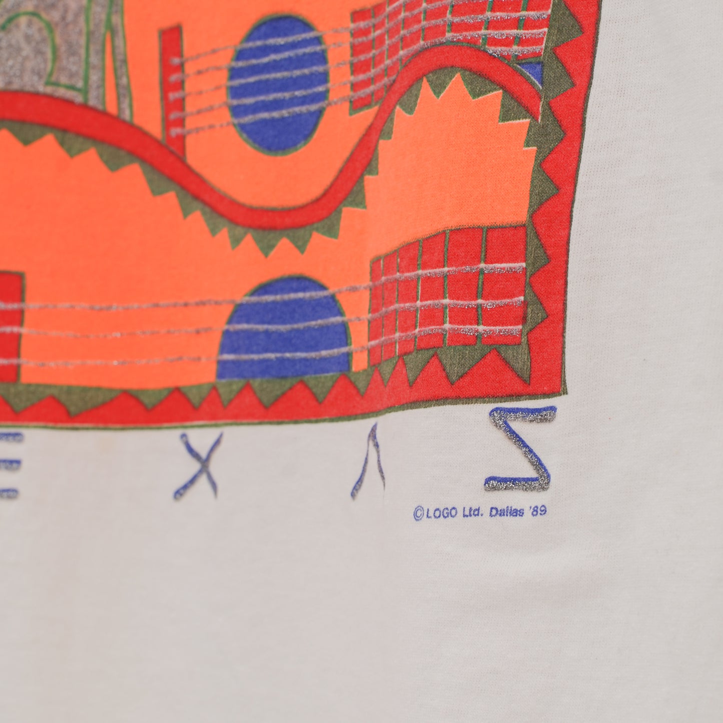 Coyote & Guitar Tee | Vintage clothing and accessories selected by guitar strap shop
