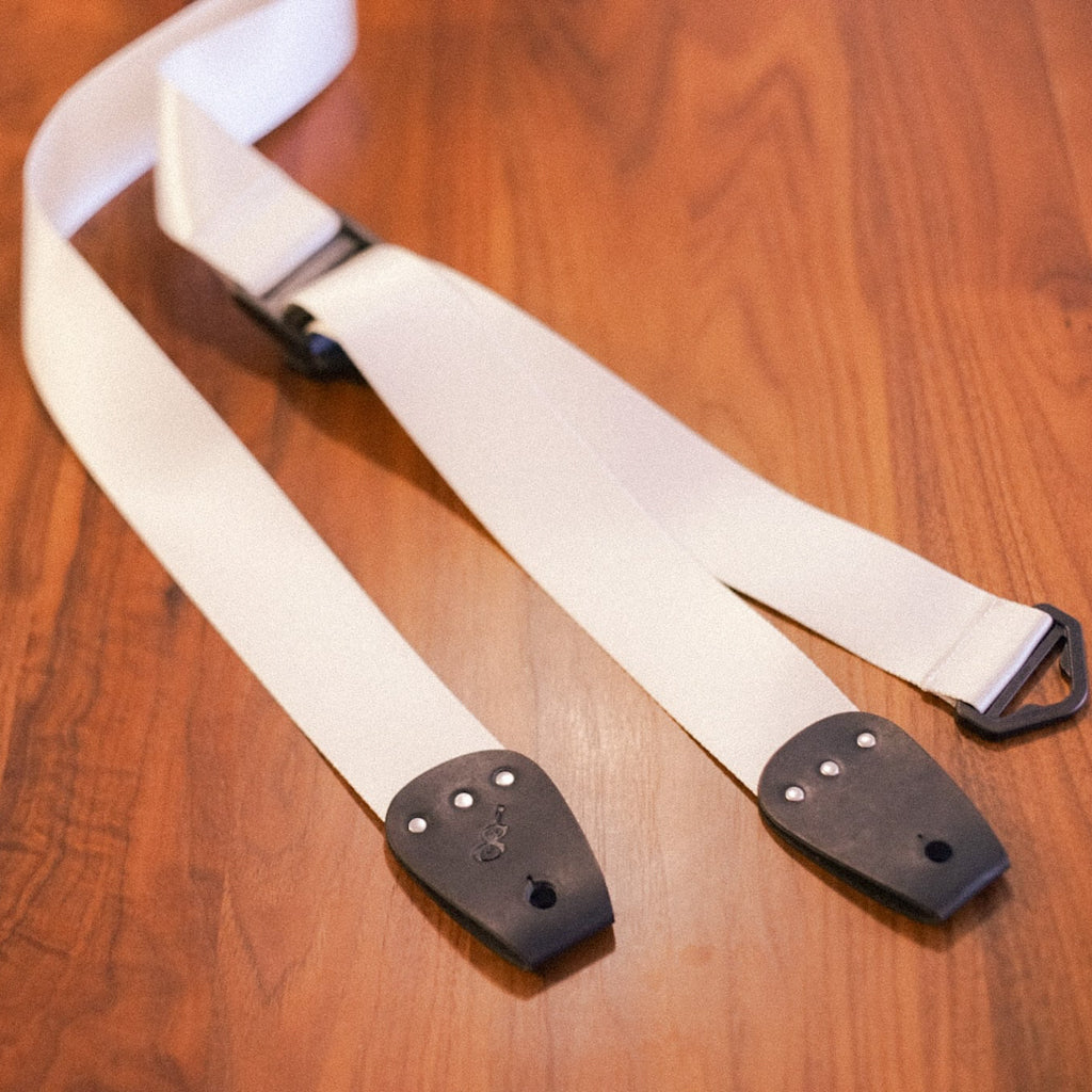 Courier | One-handed adjustable guitar strap