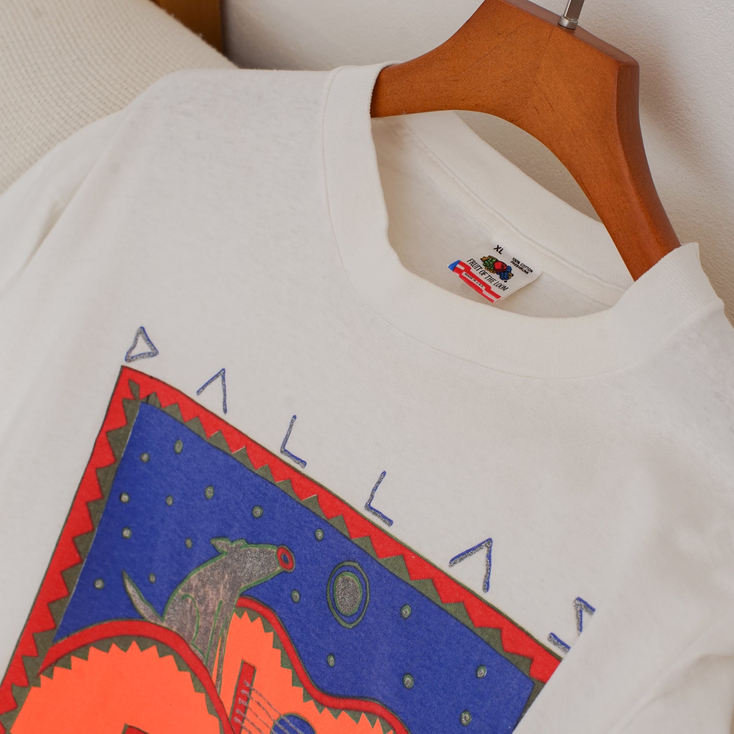 Coyote &amp; Guitar Tee | Vintage clothing and accessories selected by guitar strap shop