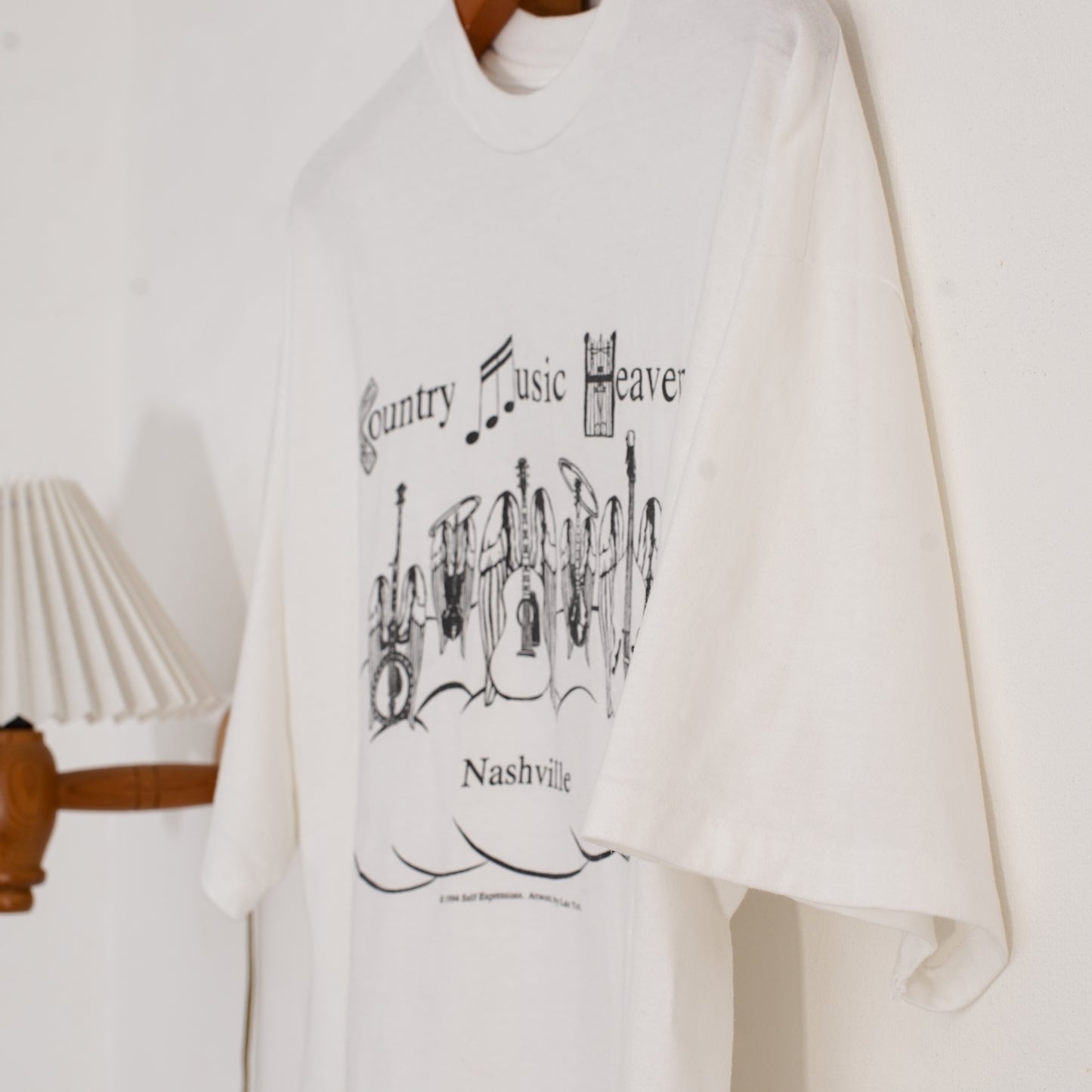 Winged Instruments Print Tee 翼の生えたギターTシャツ｜ギターストラップ屋が選ぶ古着＆雑貨