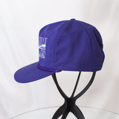 NASHVILLE Music City Cap: A trucker cap from the guitar town of Nashville | Vintage clothing and accessories selected by a guitar strap shop