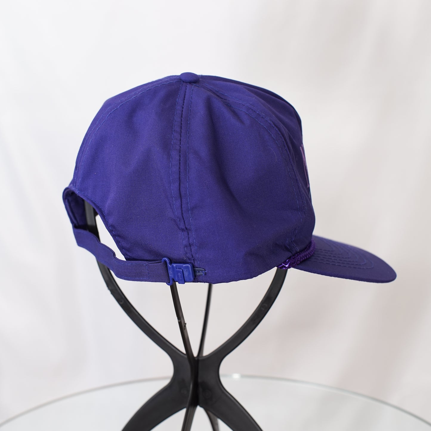 NASHVILLE Music City Cap: A trucker cap from the guitar town of Nashville | Vintage clothing and accessories selected by a guitar strap shop