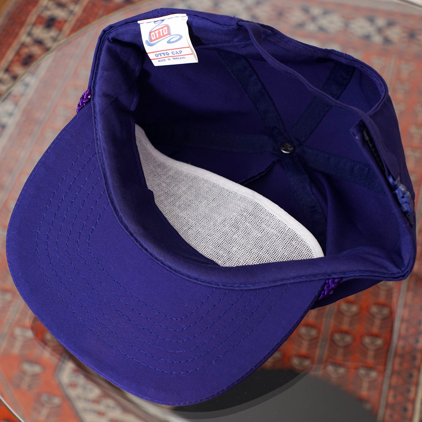 NASHVILLE Music City Cap: A trucker cap from the guitar town of Nashville | Vintage clothing and accessories selected by a guitar strap shop