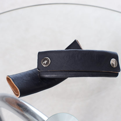 Capo カポ｜トートバッグやギターケースの持ち手を握りやすくするレザーハンドルラップ