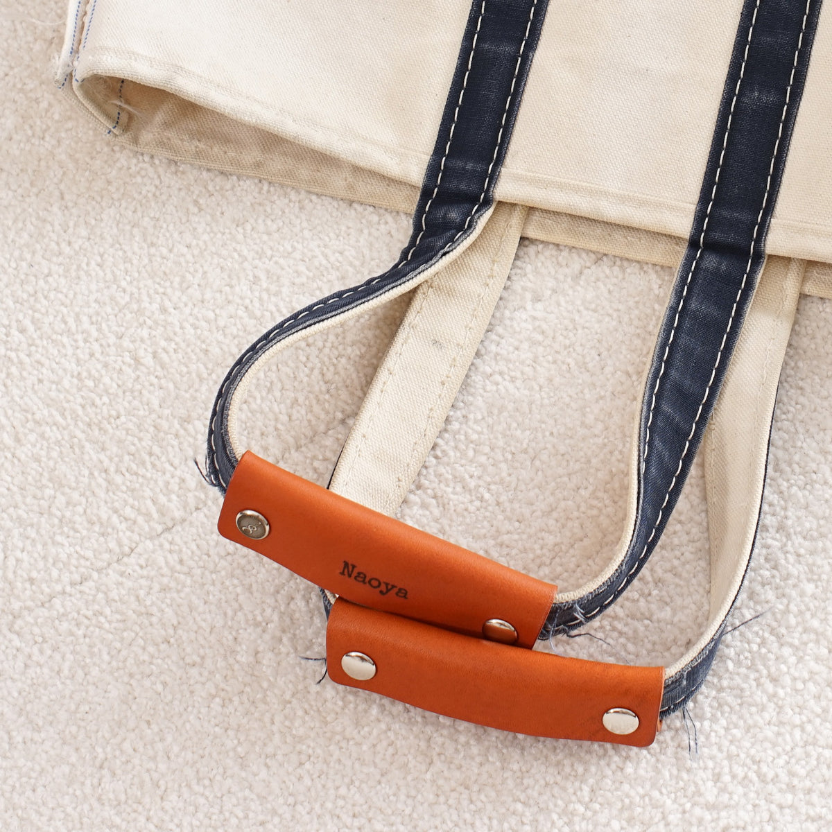 Capo カポ｜トートバッグやギターケースの持ち手を握りやすくするレザーハンドルラップ