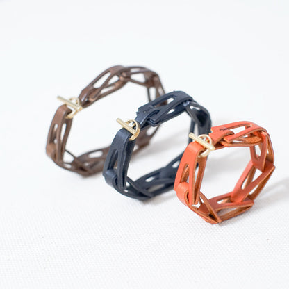 kolmio | Genuine leather bracelet