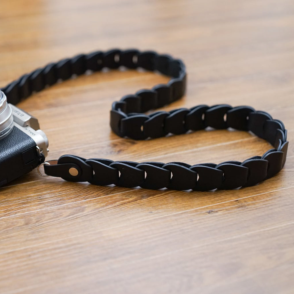 folklole for Camera Folklore | Camera strap like scales