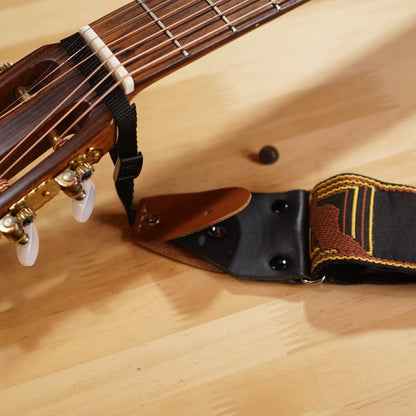 Onstage | Guitar strap attachment [Ideal for guitars and ukuleles with only one strap pin]