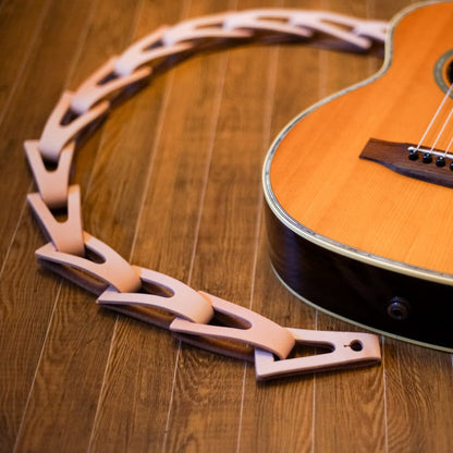 kolmio for ukulele Kolmio | Scale-like ukulele strap