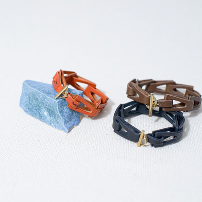 kolmio | Genuine leather bracelet