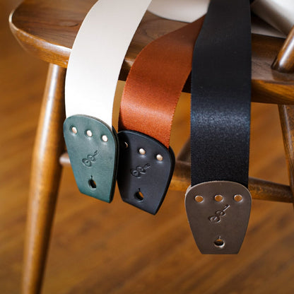 Courier | One-handed adjustable guitar strap