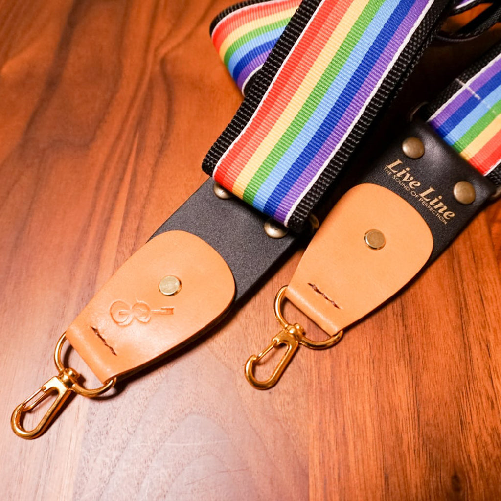 Backstage for Bag | An attachment that transforms a guitar strap into a shoulder bag strap