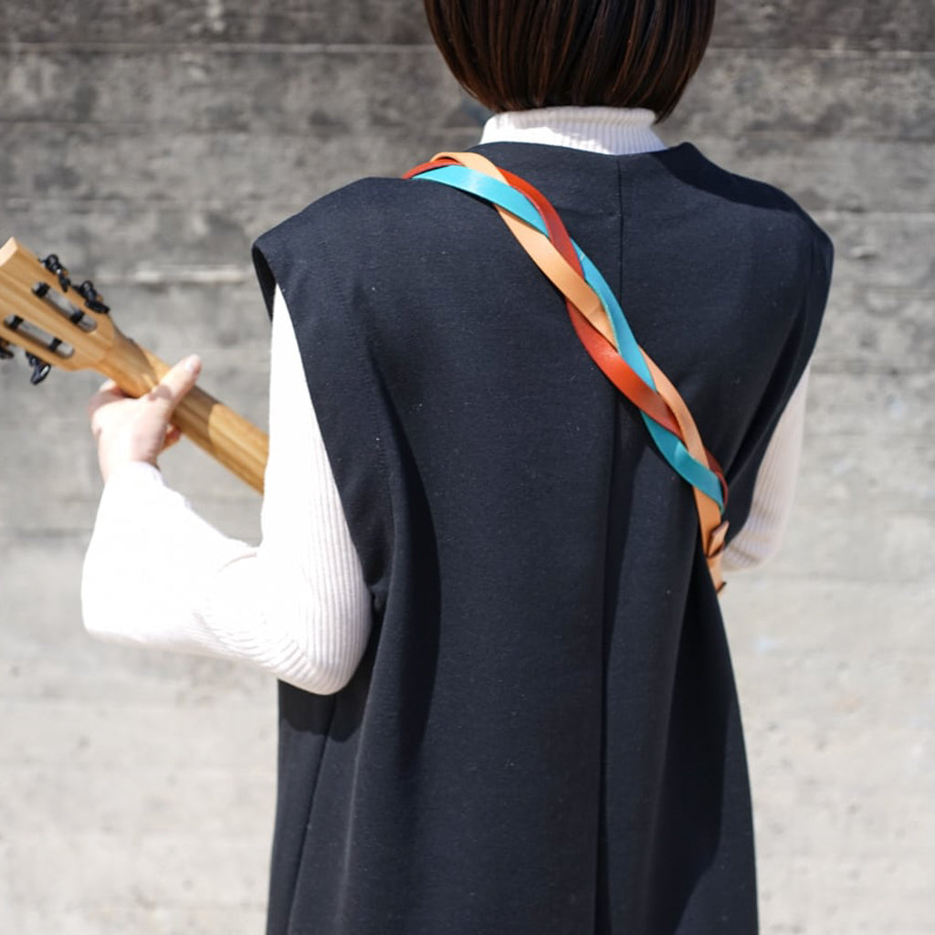 Triad for ukulele | A braided ukulele strap with just the right amount of presence