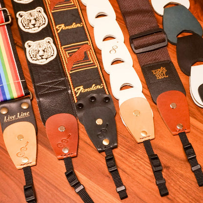 Backstage for Bag | An attachment that transforms a guitar strap into a shoulder bag strap