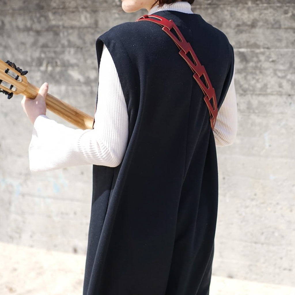 kolmio for ukulele Kolmio | Scale-like ukulele strap