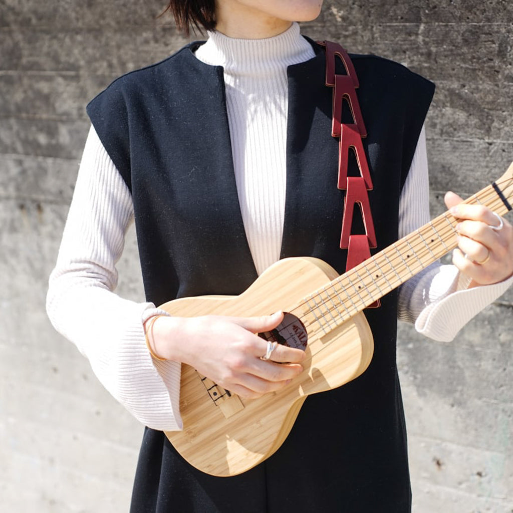 kolmio for ukulele Kolmio | Scale-like ukulele strap