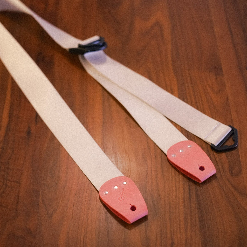 Courier | One-handed adjustable guitar strap